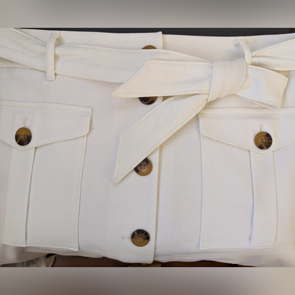White House Black Market Cream Belted Pencil Skirt - Picture 3 of 4